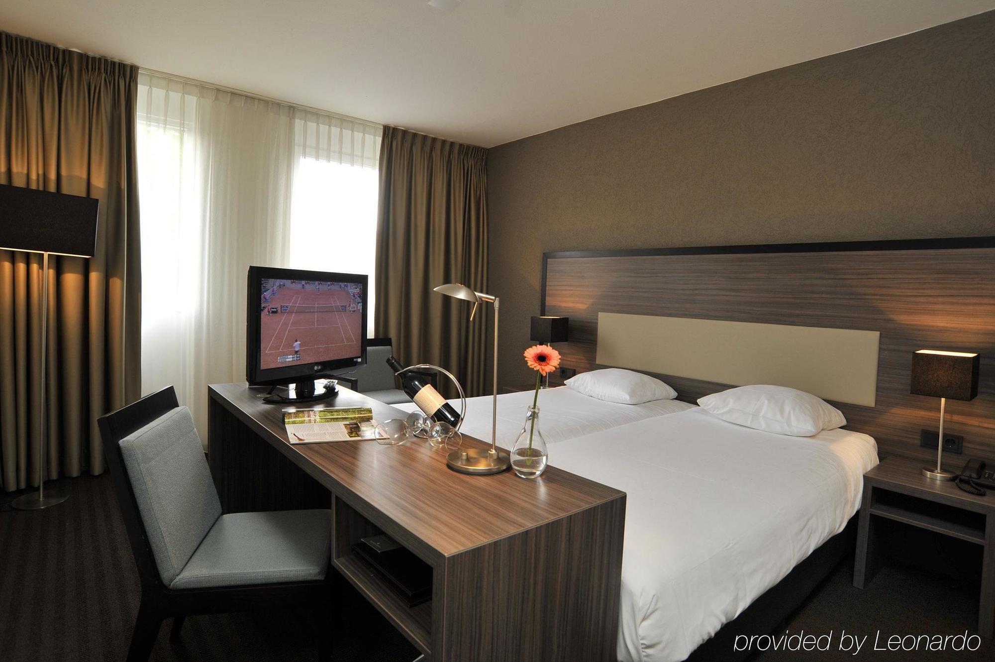 Fletcher Hotel-Restaurant Weert Extérieur photo
